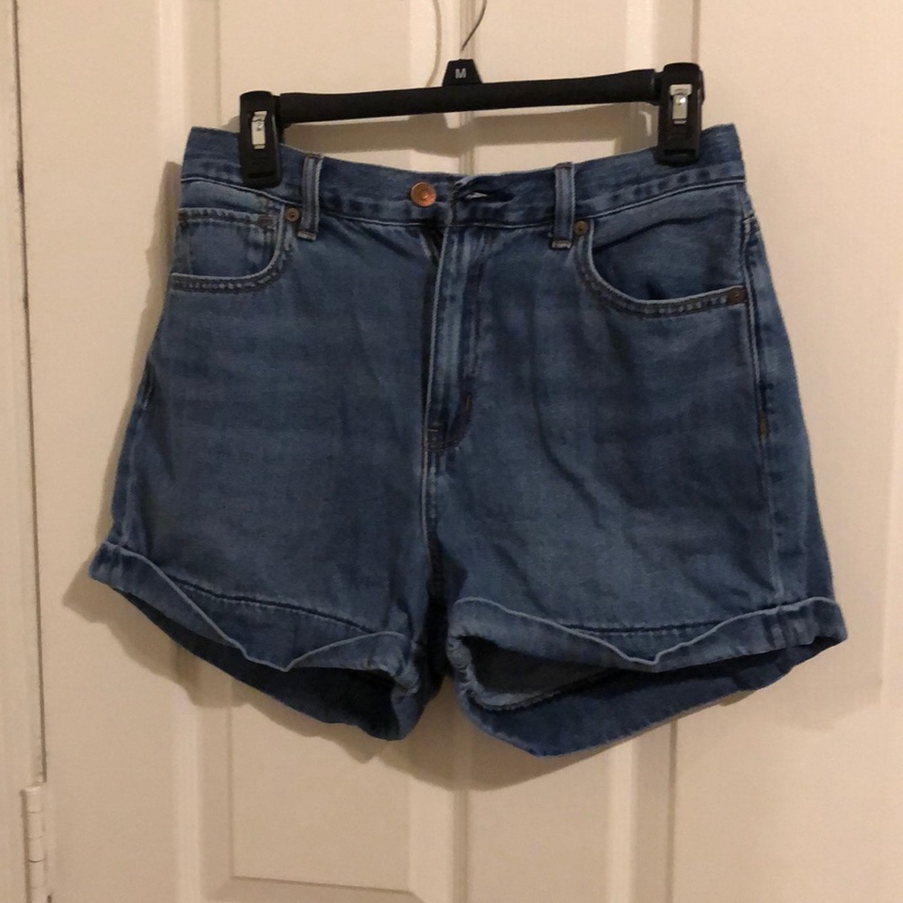American Eagle Mom Shorts Cuffed